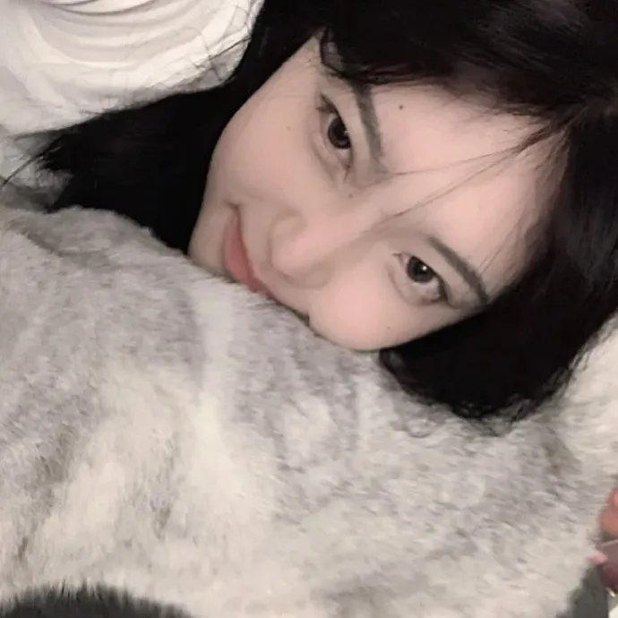 半夜不要在朋友圈发女朋友照片